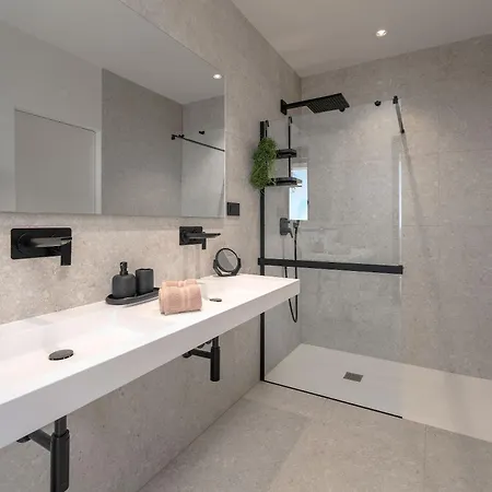 Design Diagonal - Tranquil Sea View Escape Diminići