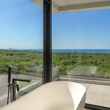 Design Diagonal - Tranquil Sea View Escape Ferienhaus Diminići
