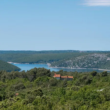 Σπίτι διακοπών Design Diagonal - Tranquil Sea View Escape Diminići